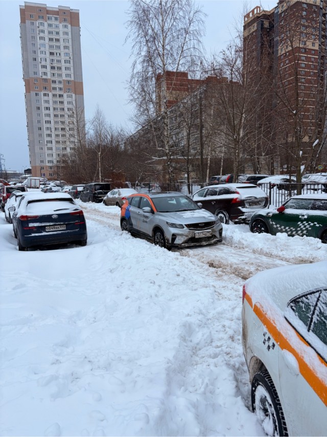 Угадайте марку автомобиля по одной фотографии