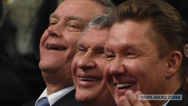 Падение рубля не задело рейтинг Путина