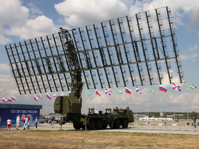 Дозаправка стелс-бомбардировщика B-2 в воздухе
