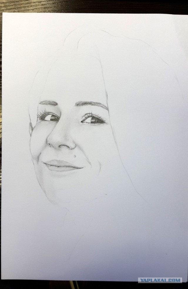 Взаимные рисунки карандашом.