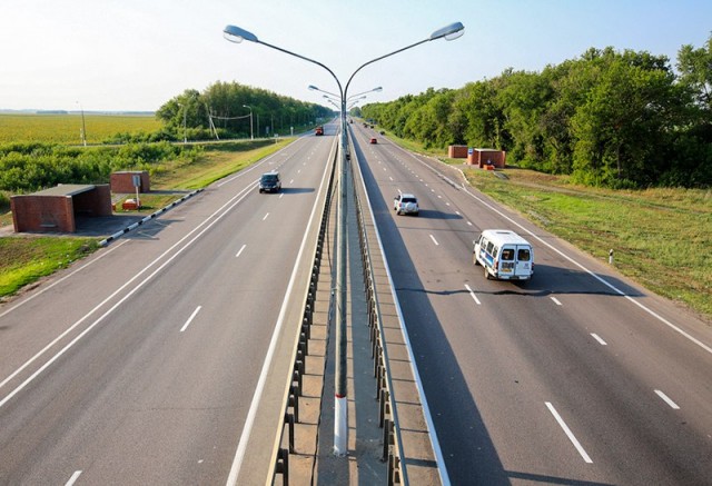 Есть ли дороги в России? Проехал до Магадана на машине и посмотрел