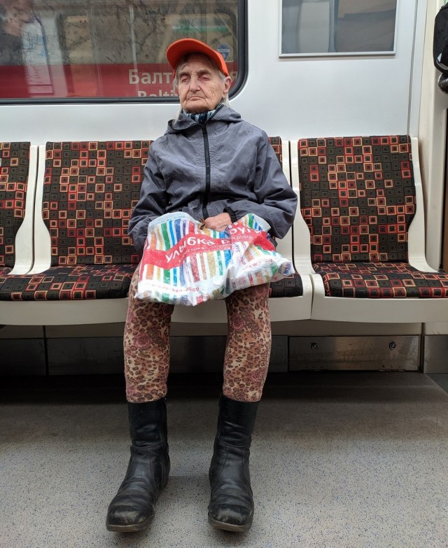 Модники из российского метрополитена