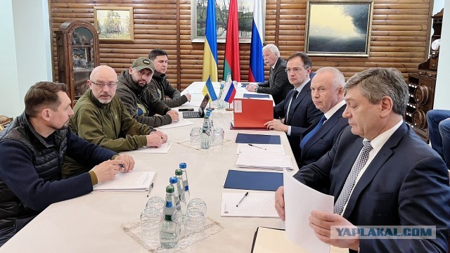 В МИД РФ заявили о необходимости снятия санкций для урегулирования конфликта на Украине