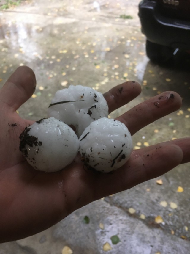 В Новосибе небольшой град