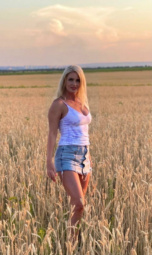 Красивые девушки в шортиках