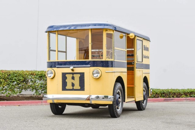1931 Twin Coach Delivery Truck. Автопятница №157.