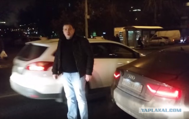 Очередной неадекват на audi в Москве