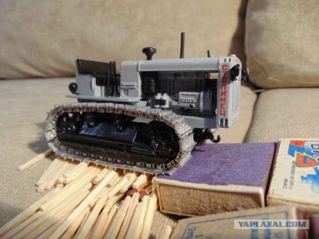 Mikromodellbau. Трактор "Сталинец-65" 43 масштаб.