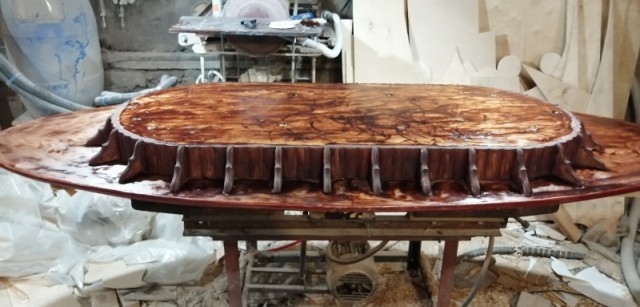 Стол для... Ну просто чтобы был