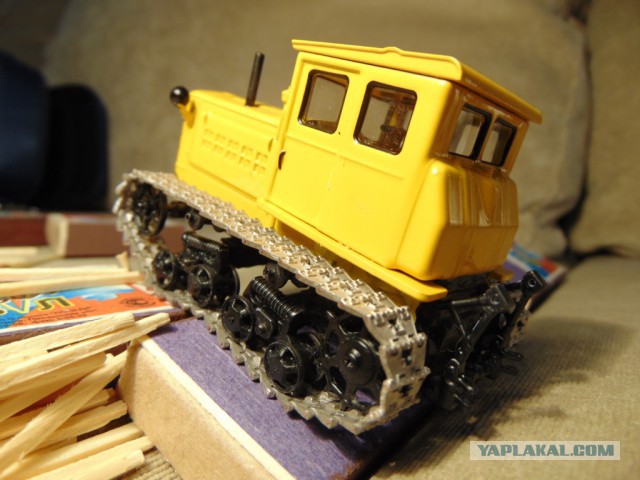 Mikromodellbau. Трактор "Сталинец-65" 43 масштаб.