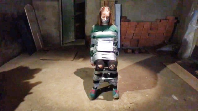 Девушка с таймером