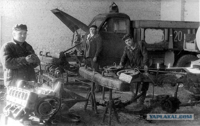 Почему раньше называли шофёр, а теперь - водитель?