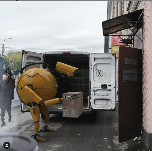 Монстры на улицах Питера.