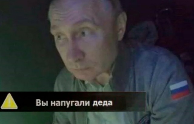 В Москве проходят задержания. Столичным полицейским дали указание задерживать всех, кто выйдет в центр города с какой-либо символикой Казахстана