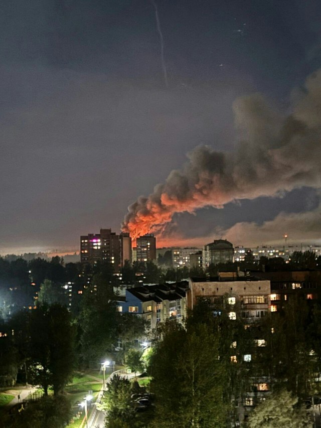 Ярославль: горит склад ГСМ