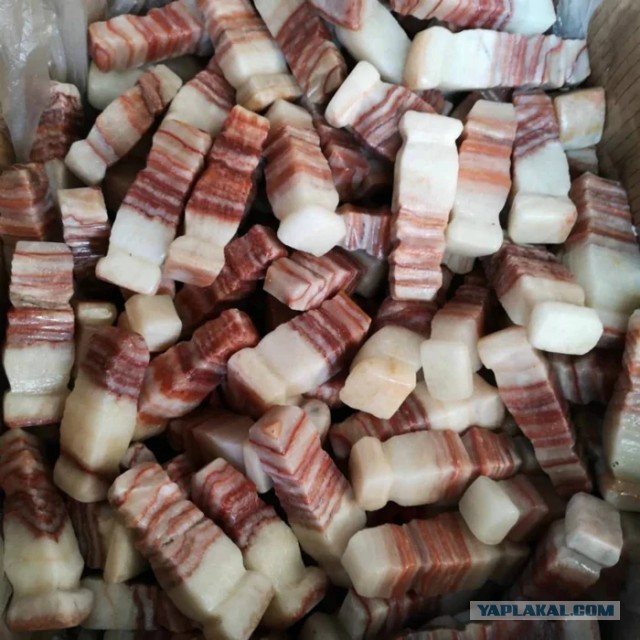 Какой красивый камень!