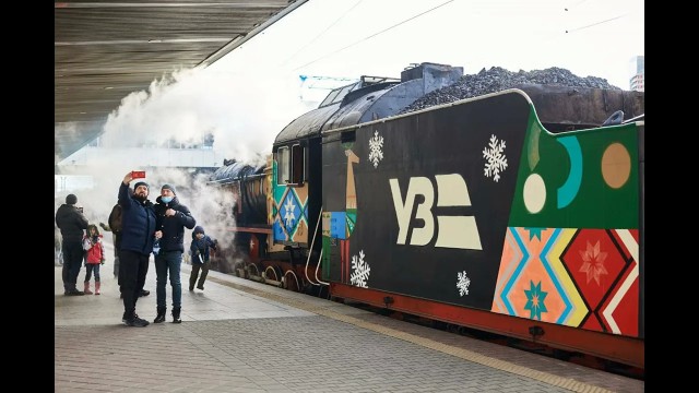 Запустили паровозы