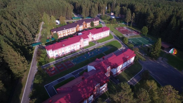 Гимн опустевших детских лагерей