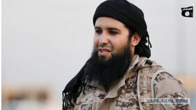 Мужчина напал на таксиста после отказа везти 5-летнего ребёнка без детского кресла, так как пассажиры выбрали не подходящий тариф