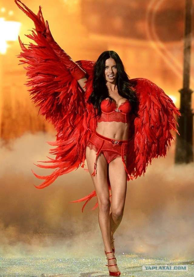 Сексуальные образы Victoria's Secret Fashion Show