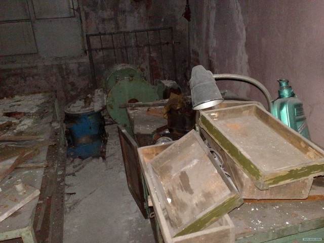 Заброшенная воинская часть...