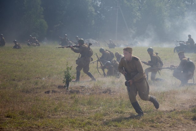 От поражения до победы. 1941-1944 реконструкция.