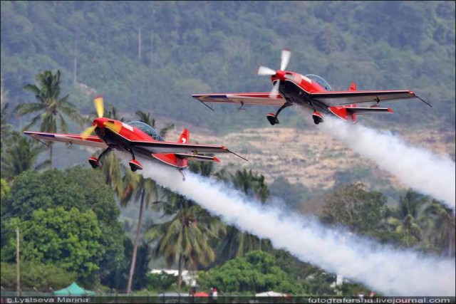 Авиационное шоу в Малайзии  ЛИМА-2011