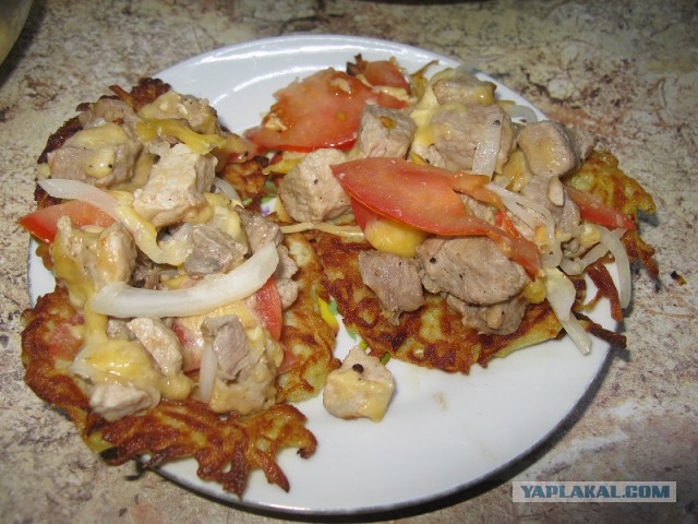 Драники с мясом.