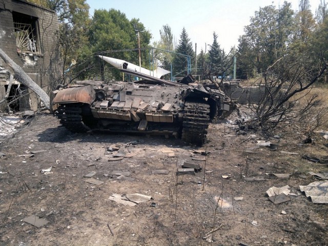 Бронетанковый апокалипсис. Подбитые танки вооружённых сил Новороссии