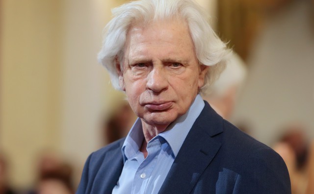 Сотрудники ВШЭ отказались участвовать в мероприятиях МГЮА из-за установки мемориальной доски Сталину