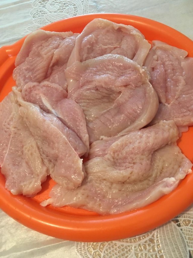 Куриные грудки в беконе