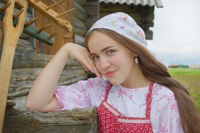 Девушки. Сельская тема