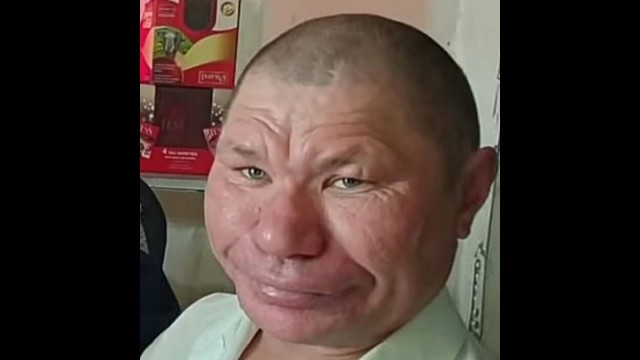 Губки бантиком, бровки домиком. Но в Китай тебя не пустим.