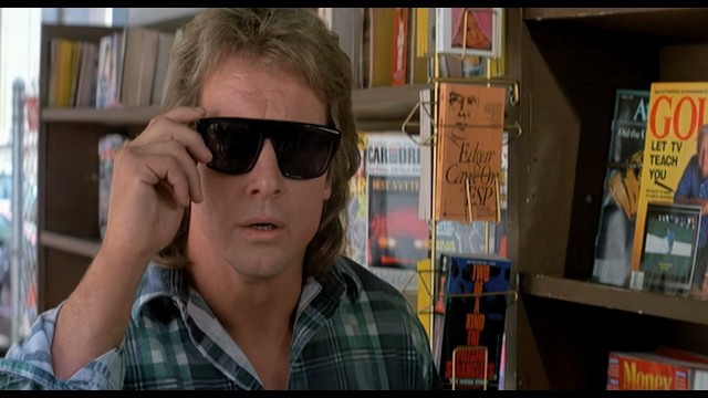 Забытые видеокассеты VHS, которые брали из видеопроката или у знакомых