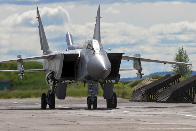 МиГи над Камой ...