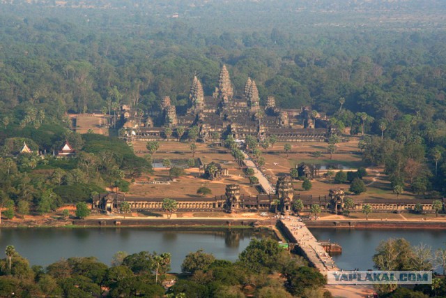 Анкор-Ват, Камбоджа - самый большой храм в мире