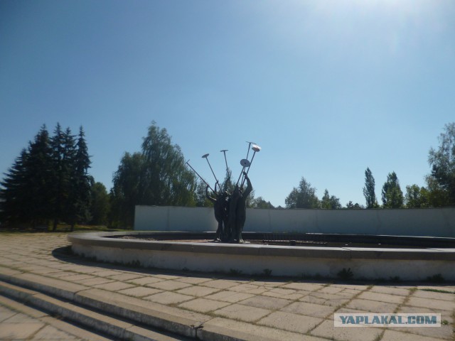 Река Воронеж, странная машина и "брошеный пионерлагерь"