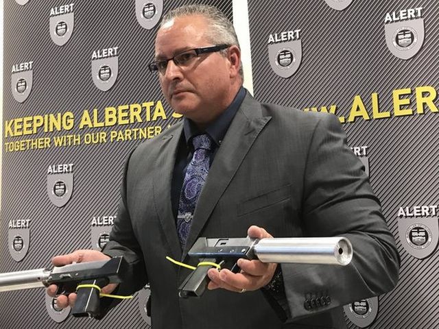 Кустарные пистолеты-пулеметы MAC-11 стали популярным оружием преступного мира