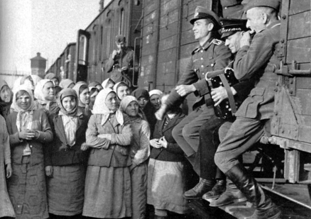 История в фотографиях