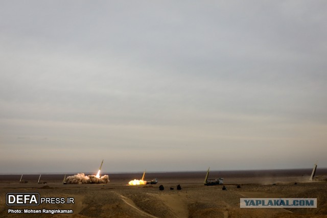 Пуски ракет и дронов-"камикадзе" в ходе учений КСИР Payambar-e Azam-17 ("Великий пророк-17")