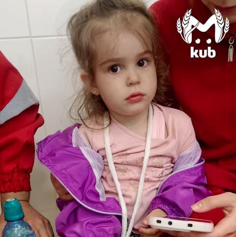 Женщина бросила маленькую девочку в краснодарском "Магните" и сбежала.