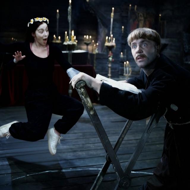 Фотожаба : "Фотошопте меня полностью".