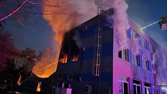 Радикальная анти-израильская группировка «Группа Землетрясения» подожгла завод по производству дронов в Пардубице, Чехия.