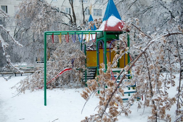 Лед на улицах Москвы