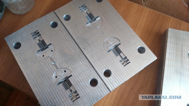 Самодельный мини ТПА (термопластавтомат)