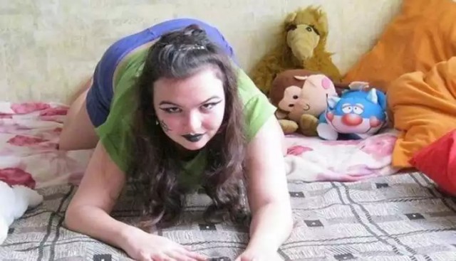 Давай меня еще вот так сфоткай и всё