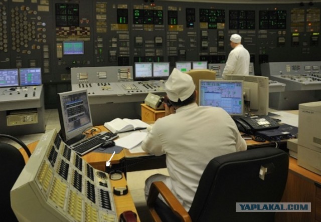 Инженер из США собрала «ностальгический» мобильный телефон с дисковым набором номера