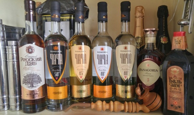 Пейте грузинское вино