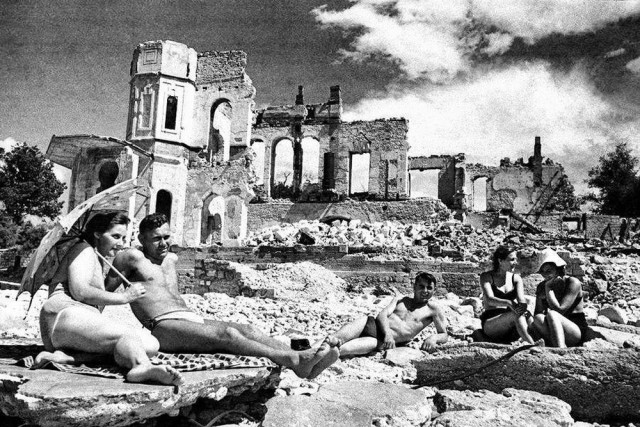Фотографии из прошлого нашей страны - 33