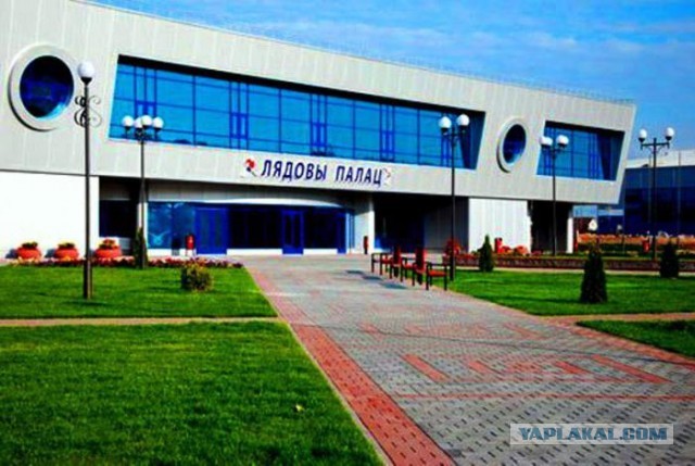 В селе Тургиново построили новый ледовый дворец